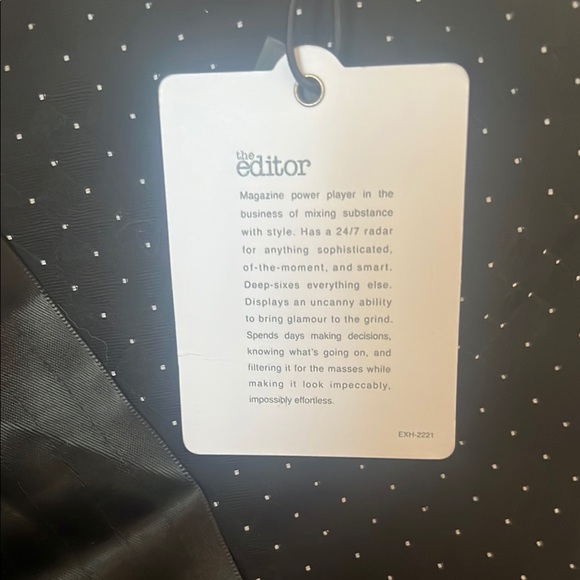 NWT- Express Design Studios City Shorts with Satin Belt - Picture 6 of 10